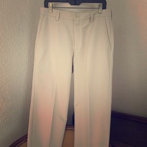 Men’s Kenneth Cole Reaction cream dress pant